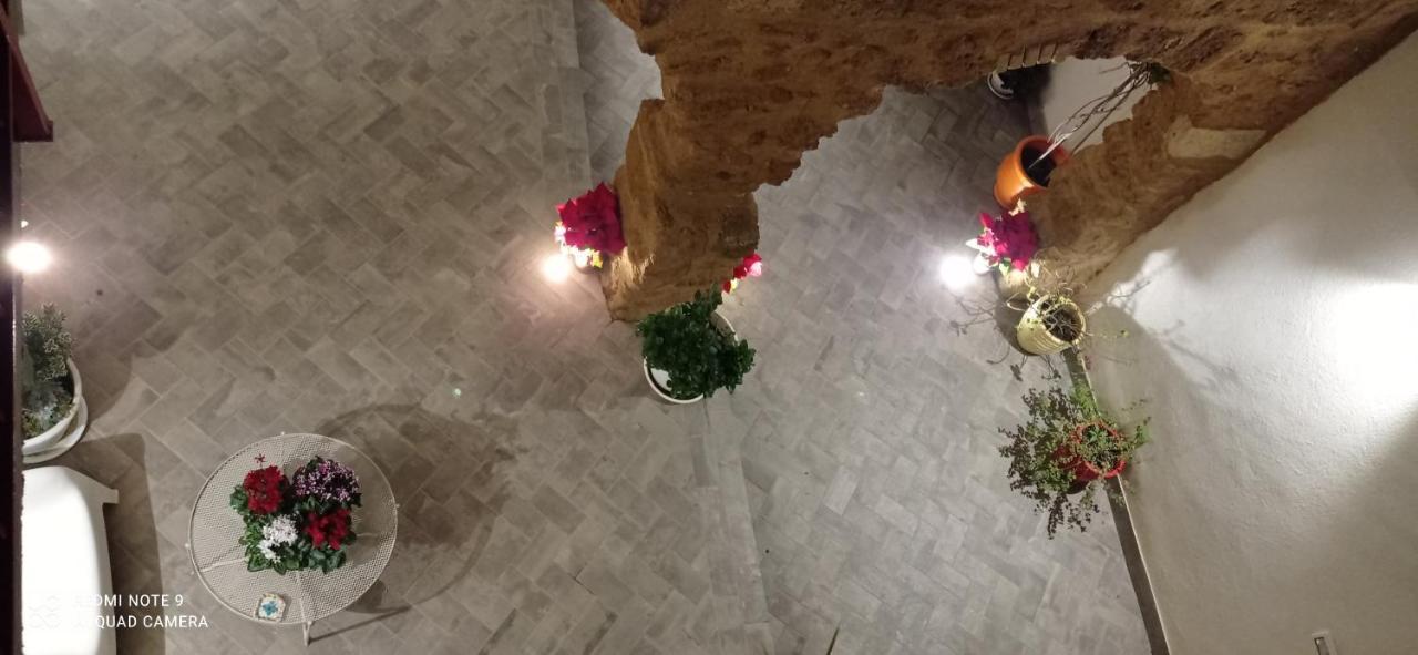 Cortile Baronello Hotel อากริเจนโต ภายนอก รูปภาพ