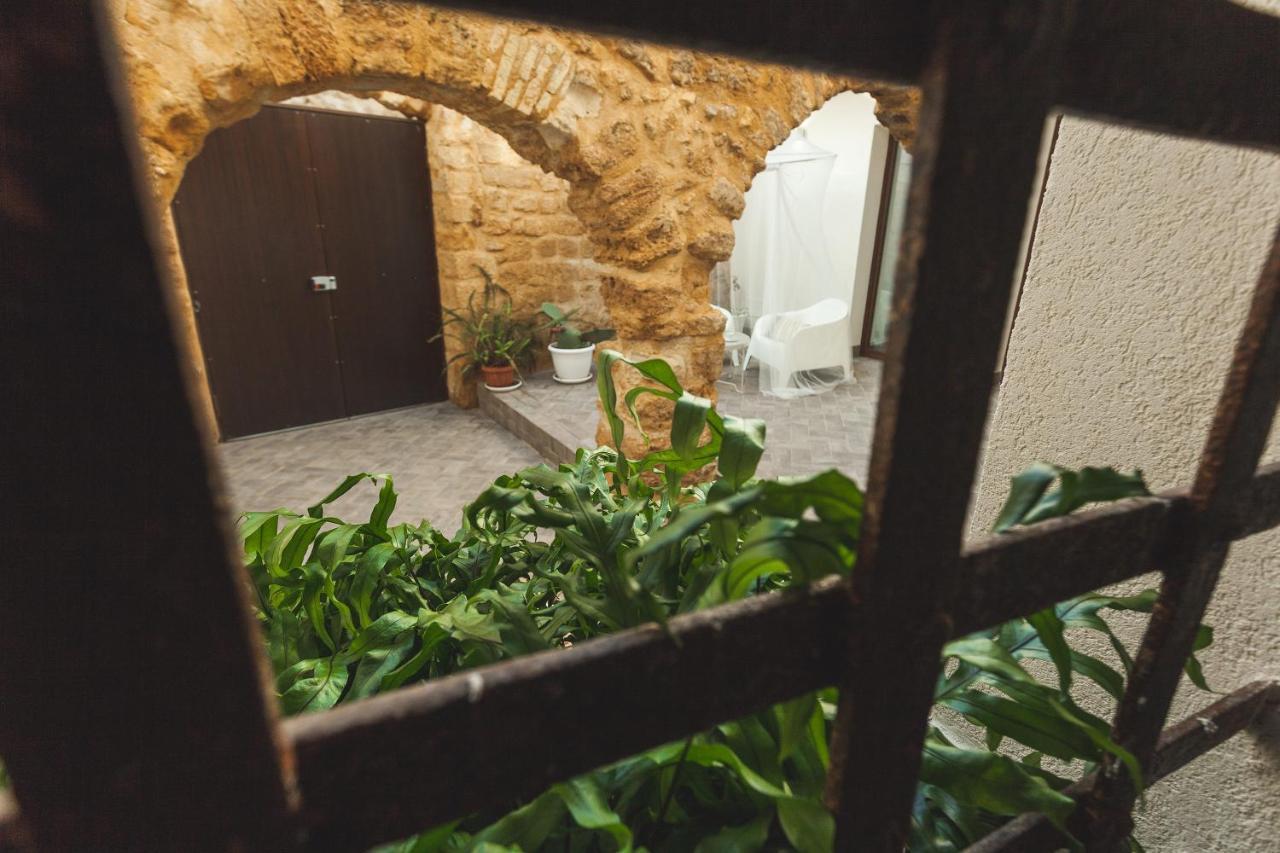 Cortile Baronello Hotel อากริเจนโต ภายนอก รูปภาพ
